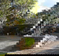 William Hunt's Retreat - Redwood Studio - Sunshine Coast Guide