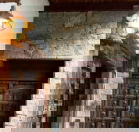 Spice At Oak Absolute Oceanfront House - Sunshine Coast Guide