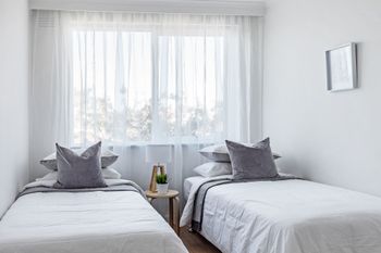 Roomerang At Hawdon St. 8 - Sunshine Coast Guide 2