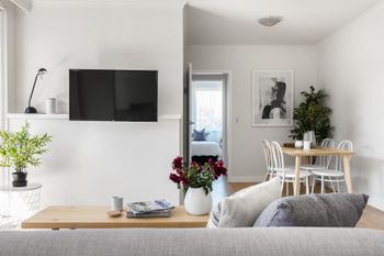 Roomerang At Hawdon St. 8 - Sunshine Coast Guide 3