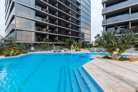 Airtrip Apartments On Cordelia - Sunshine Coast Guide 1