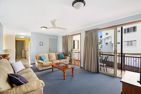 Vaai Moana - 5/10 Oriole Avenue - Sunshine Coast Guide 5