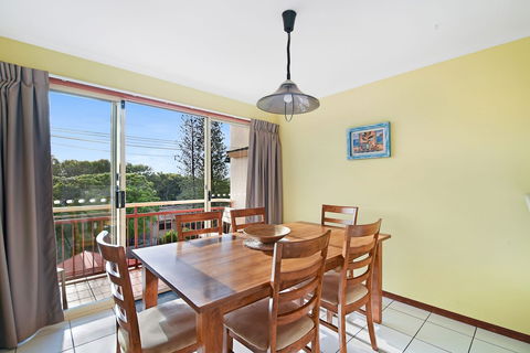 Vaai Moana - 5/10 Oriole Avenue - Sunshine Coast Guide 3