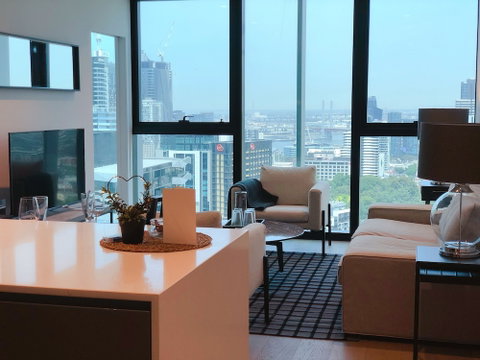 CBD Amazing View 2 Bedrooms Apartments - Sunshine Coast Guide 2