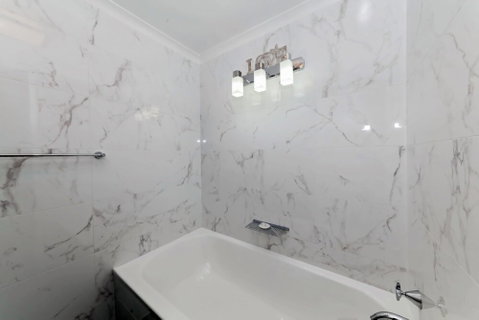 Bay Parklands Unit 27 / 2 Gowrie Avenue - Sunshine Coast Guide 1