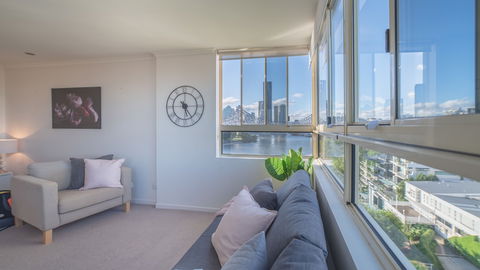 Riverfront In New Farm & Brisbane - Sunshine Coast Guide 3