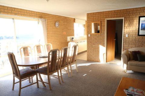 Alto Vista 6 - Sunshine Coast Guide 1