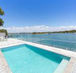 44 Noosa Parade - Sunshine Coast Guide