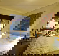 La Mer Sea View Apartment - Sunshine Coast Guide