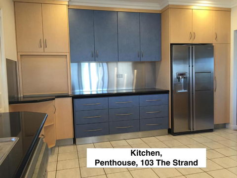 The Lighthouse Apartments - Sunshine Coast Guide 6