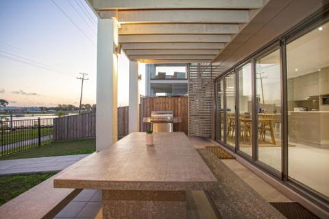 The Suite By The Cablepark - Sunshine Coast Guide 4
