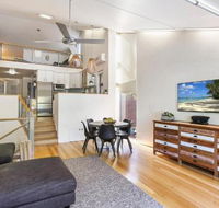 Noosa De Villa - Sunshine Coast Guide