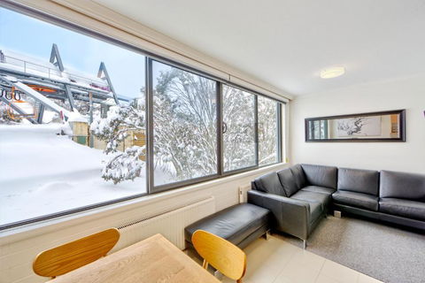 Snow Ski Apartments 07 - Sunshine Coast Guide 4