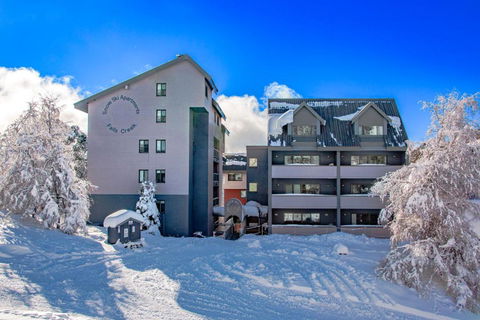 Snow Ski Apartments 18 - Sunshine Coast Guide 4
