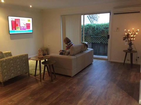 Oasis On Marsh - Sunshine Coast Guide 1
