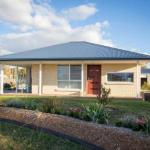 Gindanha - Sunshine Coast Guide 0