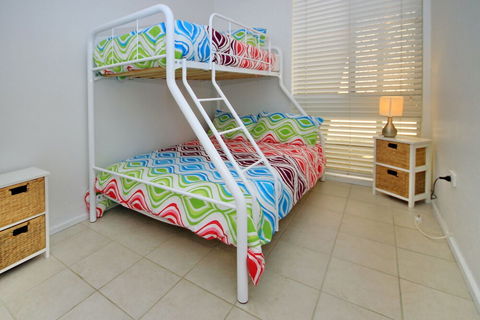 Kooringal Unit 8 / 105 Soldiers Point Road - Sunshine Coast Guide 6