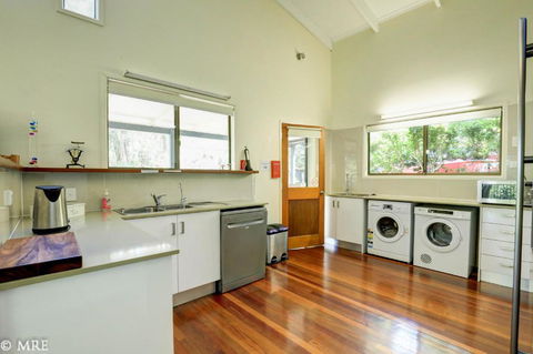 SerenityatMontville - Sunshine Coast Guide 3