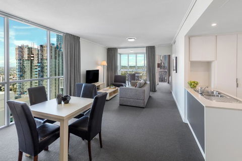 Apartments At 108 Albert - Sunshine Coast Guide 6