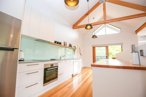 The Stelvio Villas Villa One - Sunshine Coast Guide 6