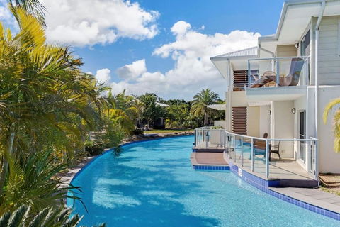 Pacific Blue Pool Spa & More Available In Complex! - Sunshine Coast Guide 4