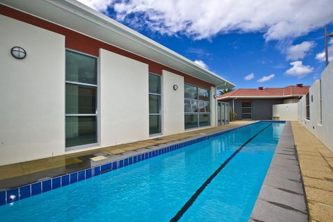 Pacific Blue Pool Spa & More Available In Complex! - Sunshine Coast Guide 5