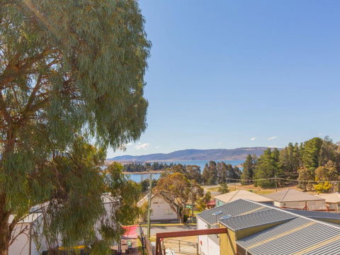 Aspect 1 / 8a Poly Cow Lane - Sunshine Coast Guide 4