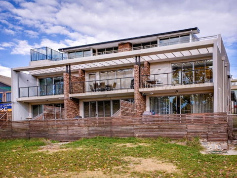 Edge 6 / 16 Clyde Street - Sunshine Coast Guide 5