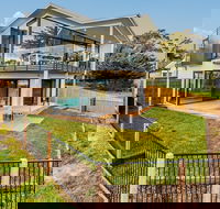 Sweeping Views Free Wifi  Netflix PET Friendly - Sunshine Coast Guide