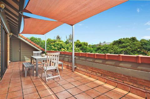 Beachfront 7 Penthouse Sawtell NSW - Sunshine Coast Guide 5