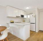 Hawks Nest Accommodation - Sunshine Coast Guide