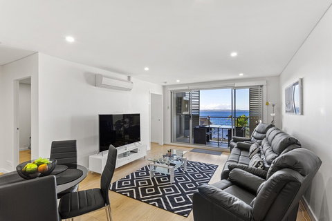 The Shoal Apartments Unit 410 / 4 8 Bullecourt Street - Sunshine Coast Guide 2