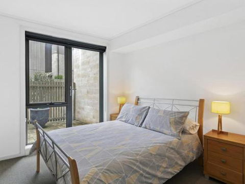 APARTMENT 10 PACIFIC APARTMENTS FREE WIFI! - Sunshine Coast Guide 2