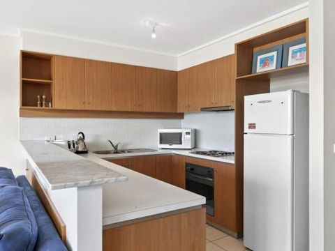 APARTMENT 29 PACIFIC APARTMENTS Grand Escape With Ocean Views - Sunshine Coast Guide 6