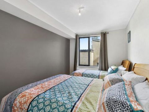 APARTMENT 29 PACIFIC APARTMENTS Grand Escape With Ocean Views - Sunshine Coast Guide 5