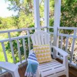 The Guest House At Raffertys Resort - Sunshine Coast Guide 0