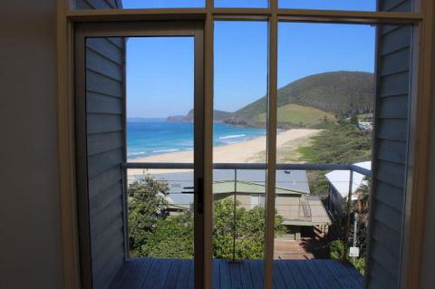 NORTHPOINT 1 - Sunshine Coast Guide 6