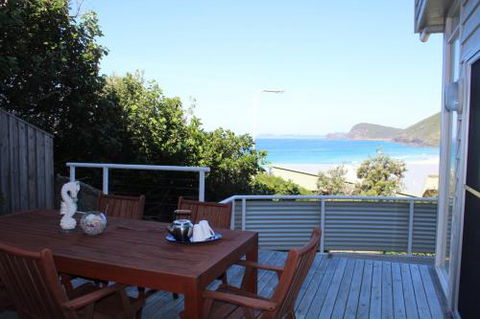 NORTHPOINT 1 - Sunshine Coast Guide 0