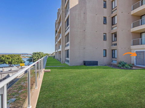 Garden Apartment At Forster Tower - Sunshine Coast Guide 4
