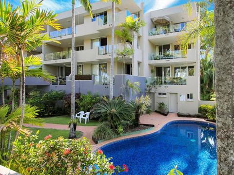 Paringa 8 Palm Cove - Sunshine Coast Guide 0