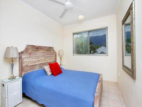 Paringa 8 Palm Cove - Sunshine Coast Guide 2