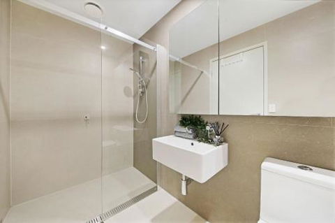 A Homely CBD Apt On Collins Near Southern Cross - Sunshine Coast Guide 0