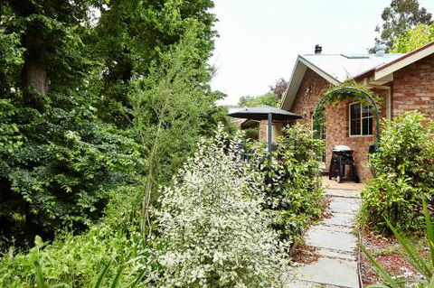 Elms On Delany - Sunshine Coast Guide 1