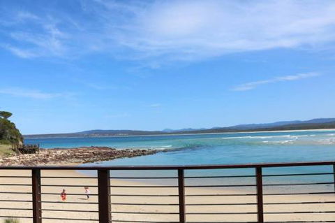 Albatross Unit 6 - Sunshine Coast Guide 1