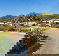 Tasman Holiday Parks - Serpentine Falls - Sunshine Coast Guide