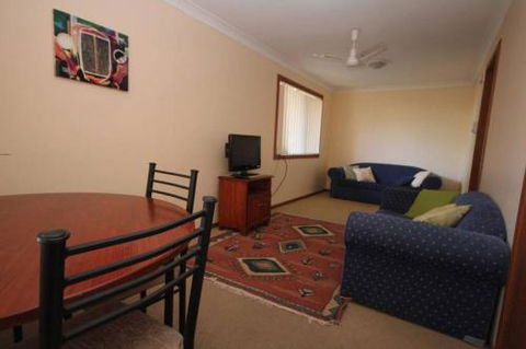 Lakehouse On Oxley - Sunshine Coast Guide 3
