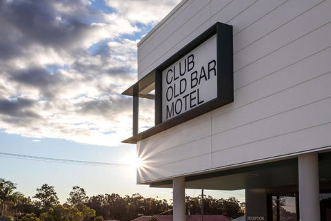 Club Old Bar Motel - Sunshine Coast Guide 1