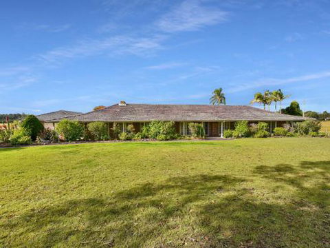 Wine Country Homestead 4 6br House - Sunshine Coast Guide 4