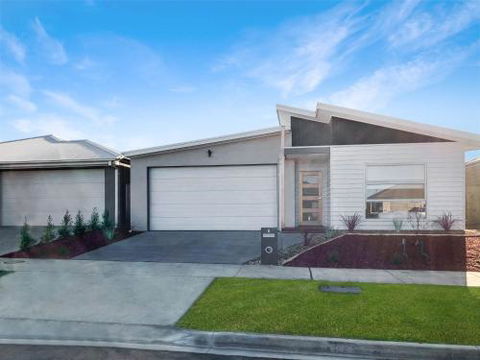 Brand New Home 10 Mins To Beach Torquay Geelong Deakin Hospitals - Sunshine Coast Guide 0
