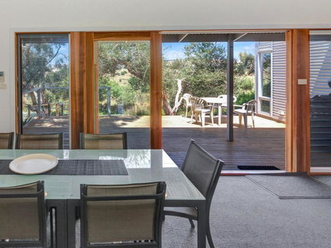 Bungala Cottage 28 Jetty Road - Sunshine Coast Guide 3